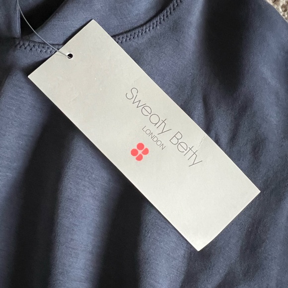 NWT Sweaty Betty Sand Wash Blue Crop Hoody Medium - Picture 5 of 8